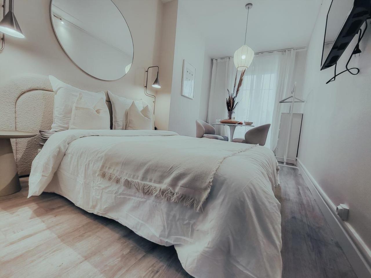 Suite Onega Lyon Bagian luar foto